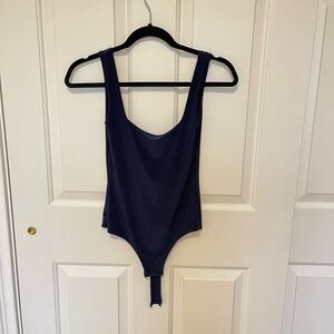 Pretty Little Things Navy Bodysuit Size 6✨